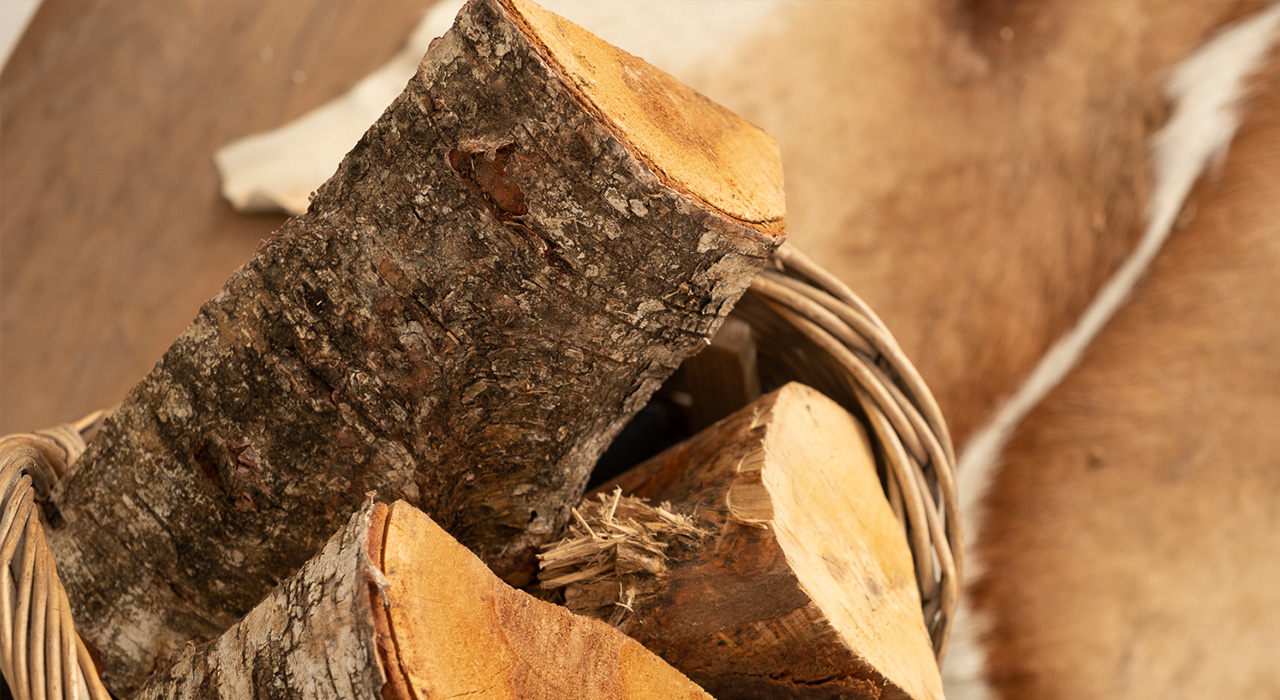 Niet alle houtsoorten mogen gebruikt worden voor houtstook.